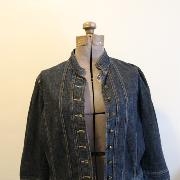 Jean Jacket - Picture 5 of 8